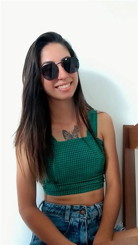 Bia Mantovani vídeos da modelo .